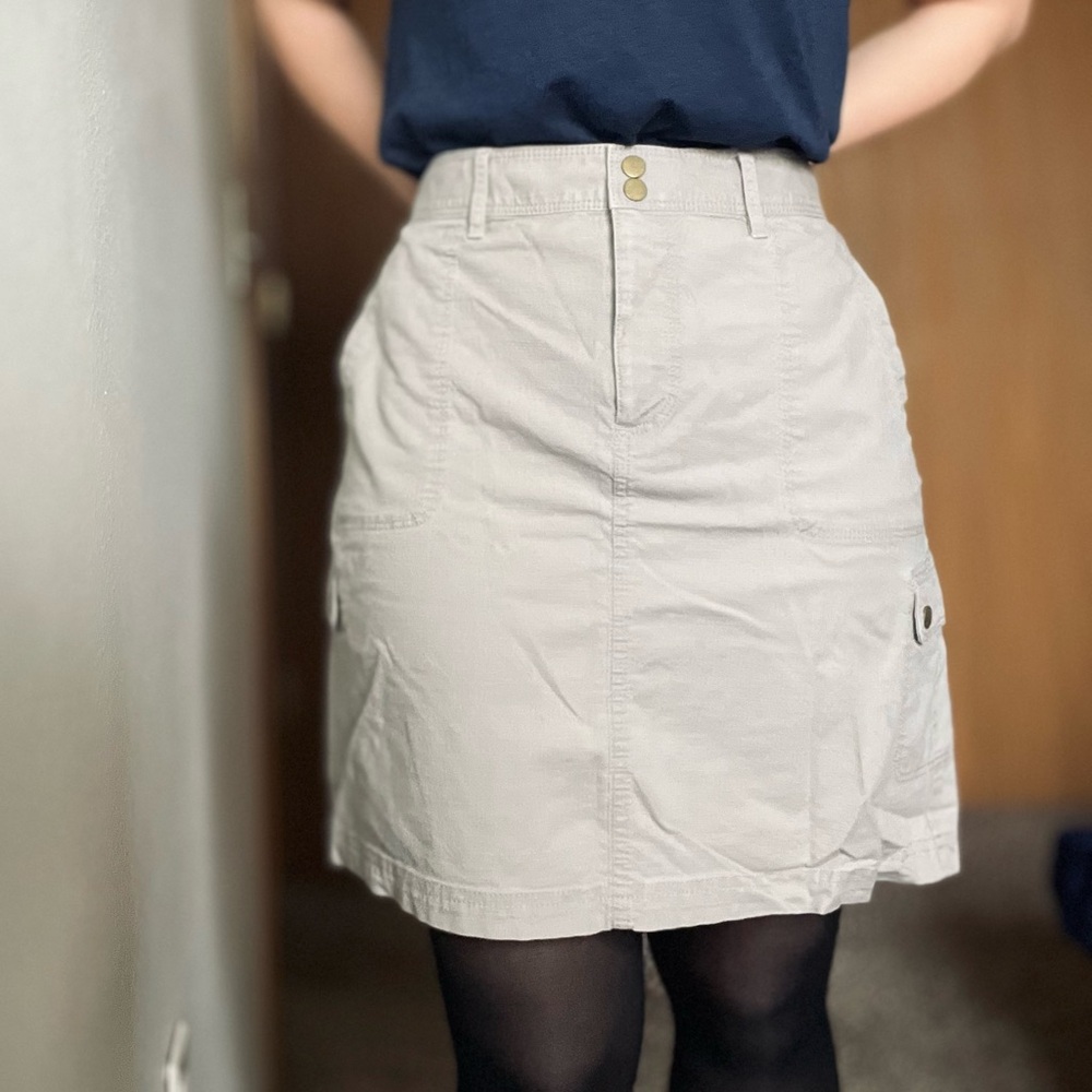 L.L Bean Tan Cargo Skirt, 6 Pockets, Cotton- Size 10